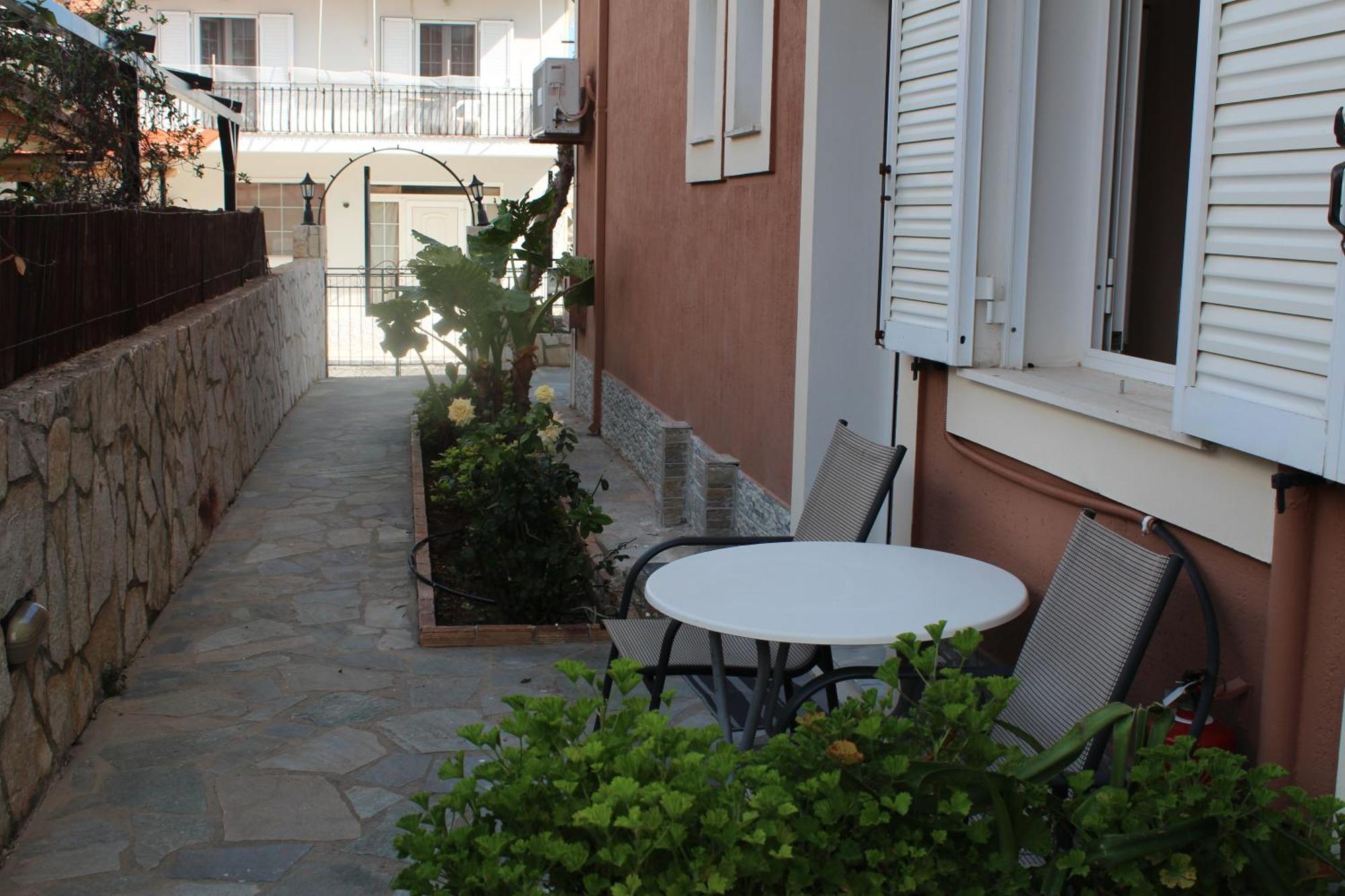 Theodora Studios & Apartments Skala  Exterior photo