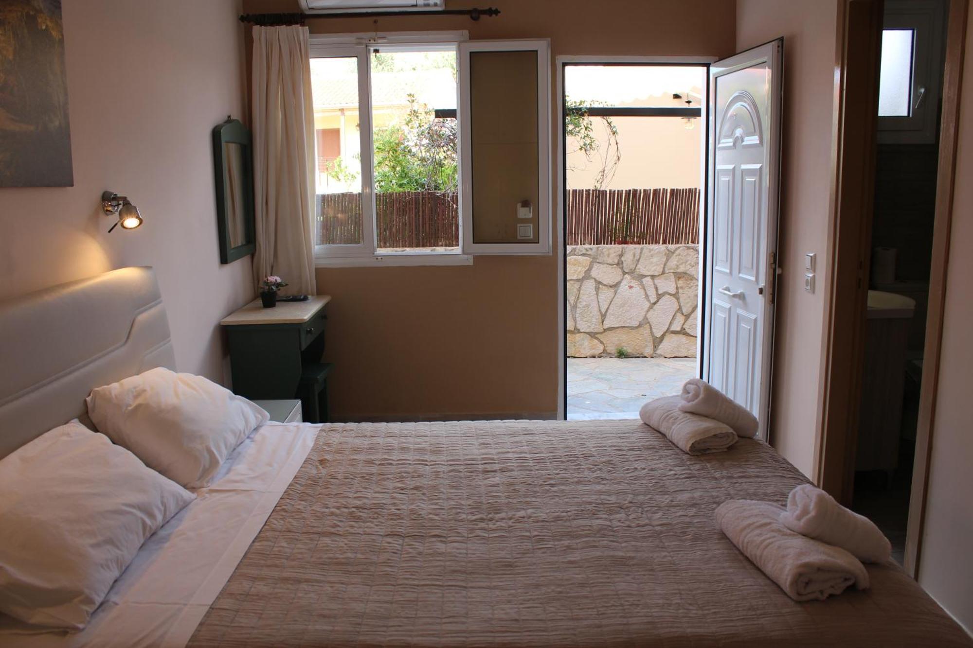 Theodora Studios & Apartments Skala  Exterior photo